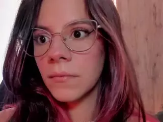 lydhia97's Live Sex Cam Show