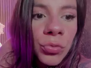 lydhia97's Live Sex Cam Show