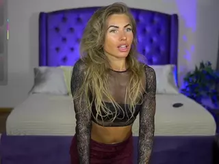 nikki-moore's Live Sex Cam Show