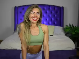 nikki-moore's Live Sex Cam Show