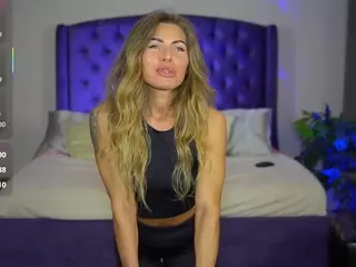 nikki-moore's Live Sex Cam Show