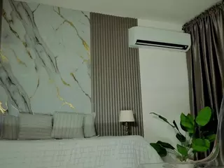 Hanna Byron's Live Sex Cam Show