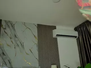 Hanna Byron's Live Sex Cam Show