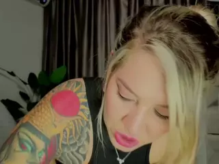 Hanna Byron's Live Sex Cam Show