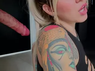 Hanna Byron's Live Sex Cam Show