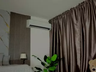 Hanna Byron's Live Sex Cam Show
