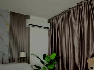 Hanna Byron's Live Sex Cam Show