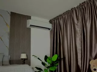 Hanna Byron's Live Sex Cam Show