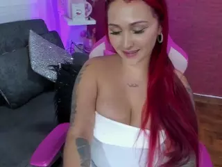 lucybeatifull's Live Sex Cam Show