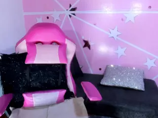 lucybeatifull's Live Sex Cam Show