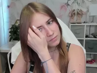 MeganxCute's Live Sex Cam Show