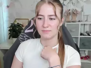 MeganxCute's Live Sex Cam Show