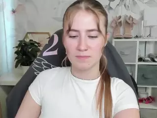 MeganxCute's Live Sex Cam Show