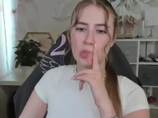 MeganxCute's Live Sex Cam Show