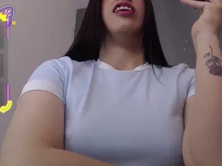 Amira's Live Sex Cam Show
