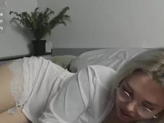 Annabelle's Live Sex Cam Show