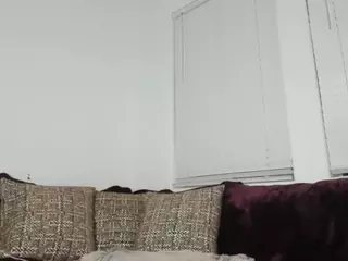 Sienna Divyne's Live Sex Cam Show
