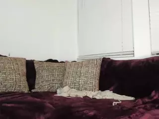Sienna Divyne's Live Sex Cam Show