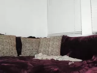 Sienna Divyne's Live Sex Cam Show