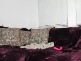 Sienna Divyne's Live Sex Cam Show