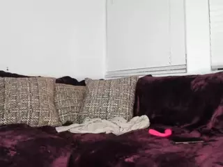 Sienna Divyne's Live Sex Cam Show