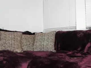 Sienna Divyne's Live Sex Cam Show