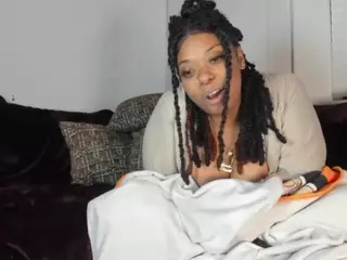 Sienna Divyne's Live Sex Cam Show