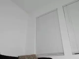 Sienna Divyne's Live Sex Cam Show