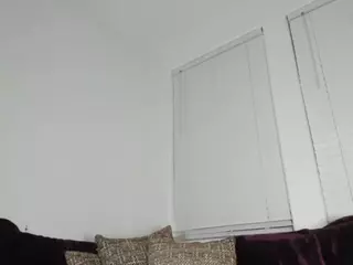 Sienna Divyne's Live Sex Cam Show