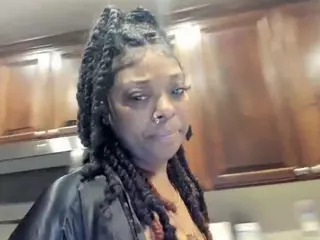 Sienna Divyne's Live Sex Cam Show