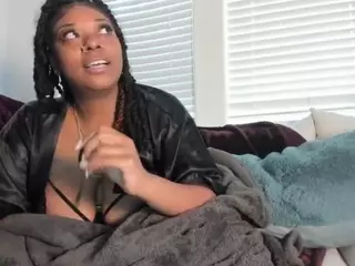 Sienna Divyne's Live Sex Cam Show