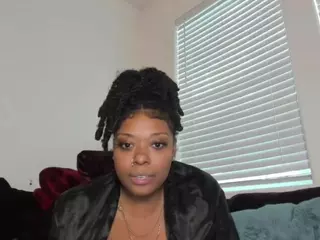 Sienna Divyne's Live Sex Cam Show