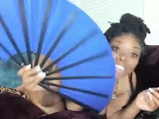 Sienna Divyne's Live Sex Cam Show