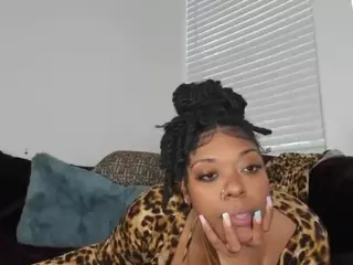 Sienna Divyne's Live Sex Cam Show