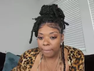 Sienna Divyne's Live Sex Cam Show