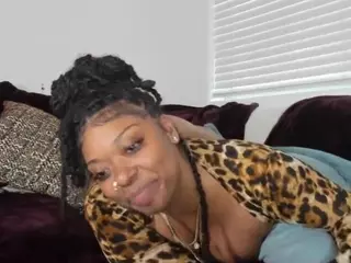 Sienna Divyne's Live Sex Cam Show