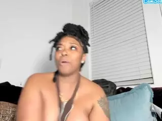 Sienna Divyne's Live Sex Cam Show