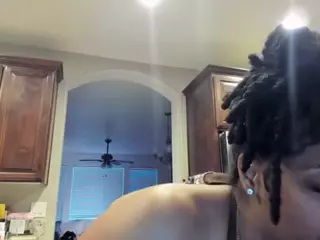 Sienna Divyne's Live Sex Cam Show