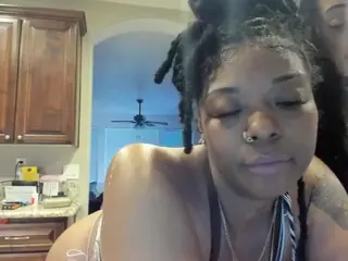 Sienna Divyne's Live Sex Cam Show