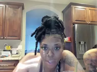 Sienna Divyne's Live Sex Cam Show