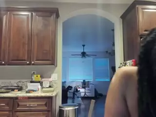 Sienna Divyne's Live Sex Cam Show