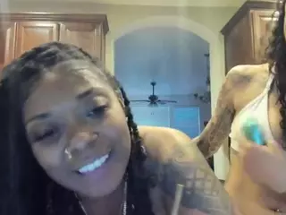 Sienna Divyne's Live Sex Cam Show