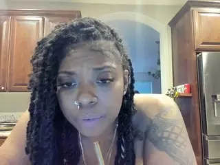 Sienna Divyne's Live Sex Cam Show