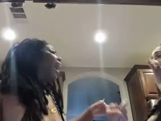 Sienna Divyne's Live Sex Cam Show