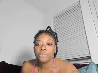 Sienna Divyne's Live Sex Cam Show