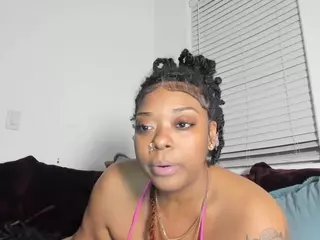 Sienna Divyne's Live Sex Cam Show