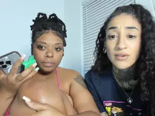 Sienna Divyne's Live Sex Cam Show