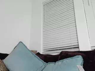 Sienna Divyne's Live Sex Cam Show