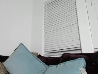 Sienna Divyne's Live Sex Cam Show