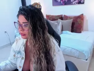 maribejakedd's Live Sex Cam Show